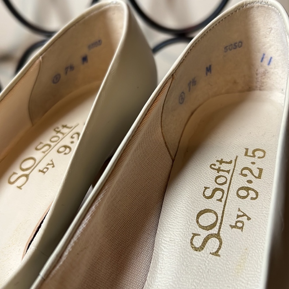 So Soft by 9.2.5 leather cream ivory low heel pumps size 7.5m - Picture 9 of 11